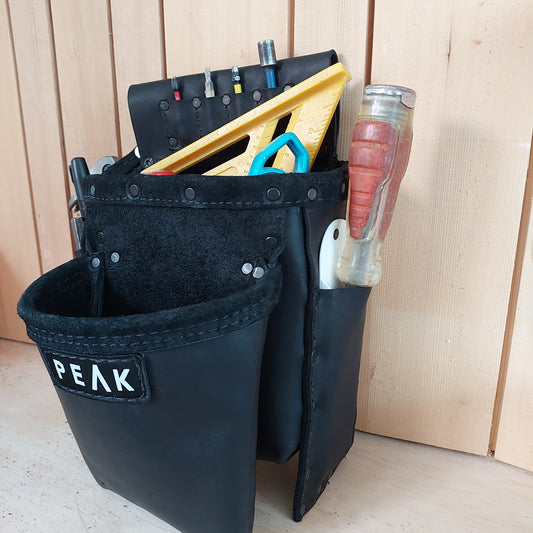 Peak Essential Pouch